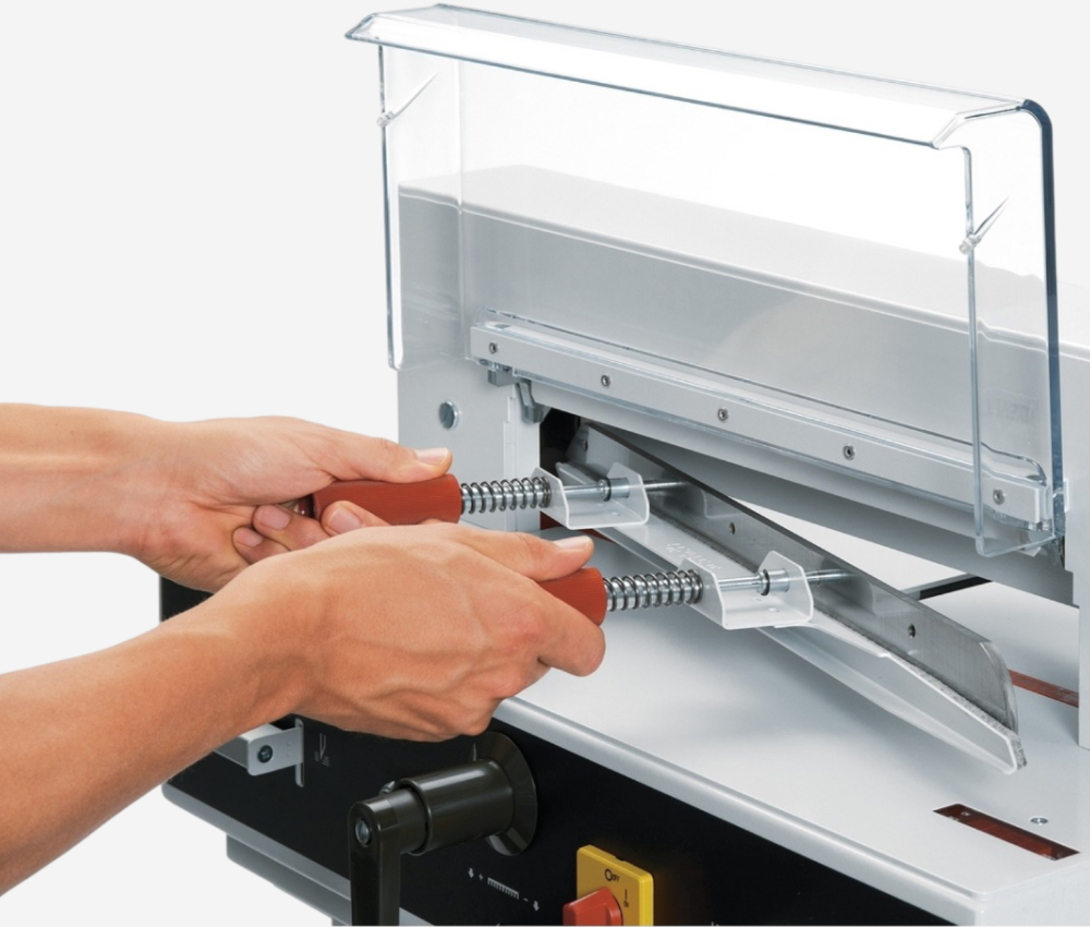 Remplacement de la lame du massicot électrique A3 4315 IDEAL